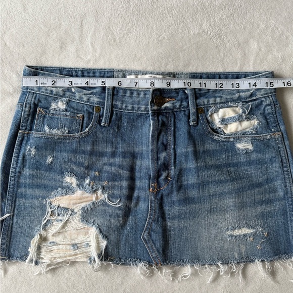 Y2K Abercrombie & Fitch Distressed Denim Micro Mini Skirt Size 25 Low Rise - Picture 10 of 11